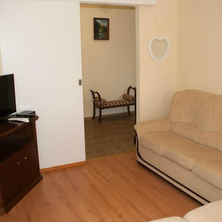 Apartment On Akademika Lazarenka 48A Lviv Buitenkant foto