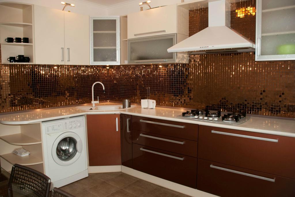 Apartment On Akademika Lazarenka 48A Lviv Buitenkant foto